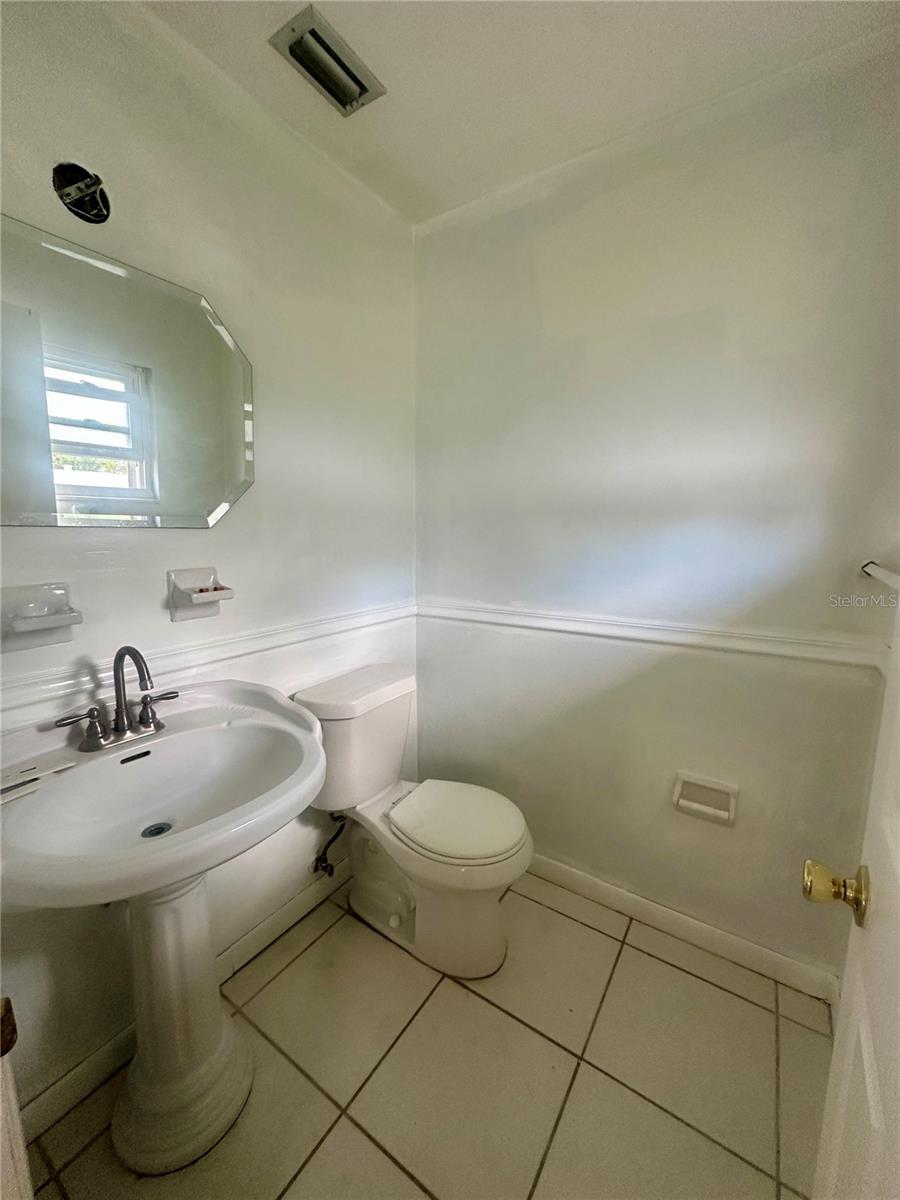 Image 13 of 29 For 7714 Hiawatha Street
