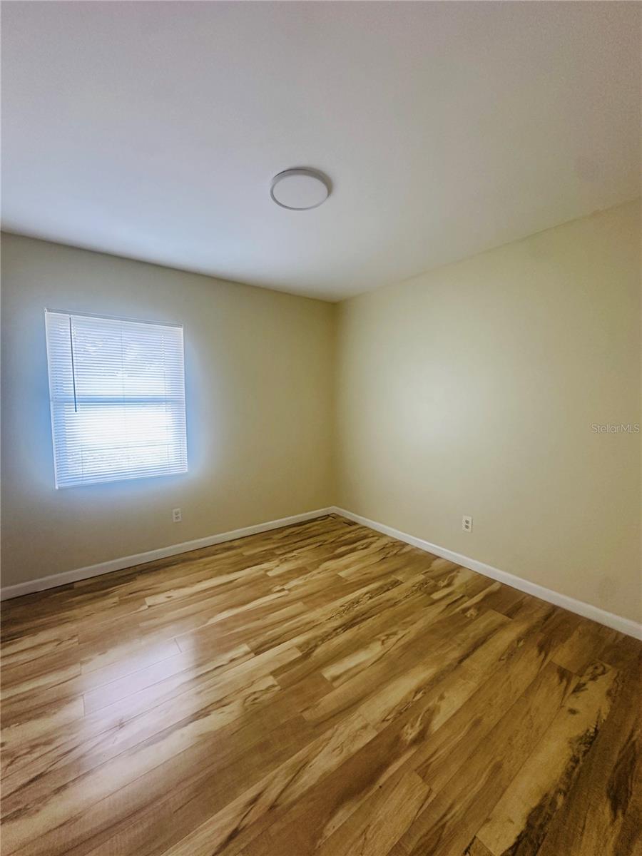 Image 8 of 29 For 7714 Hiawatha Street