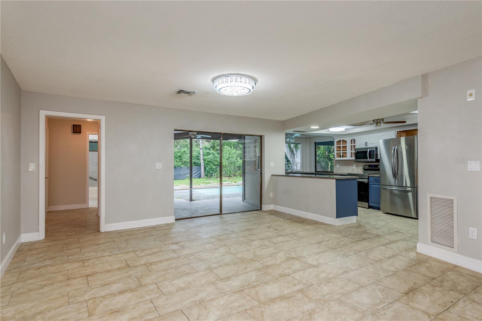 Image 13 of 35 For 1690 Curlew Road