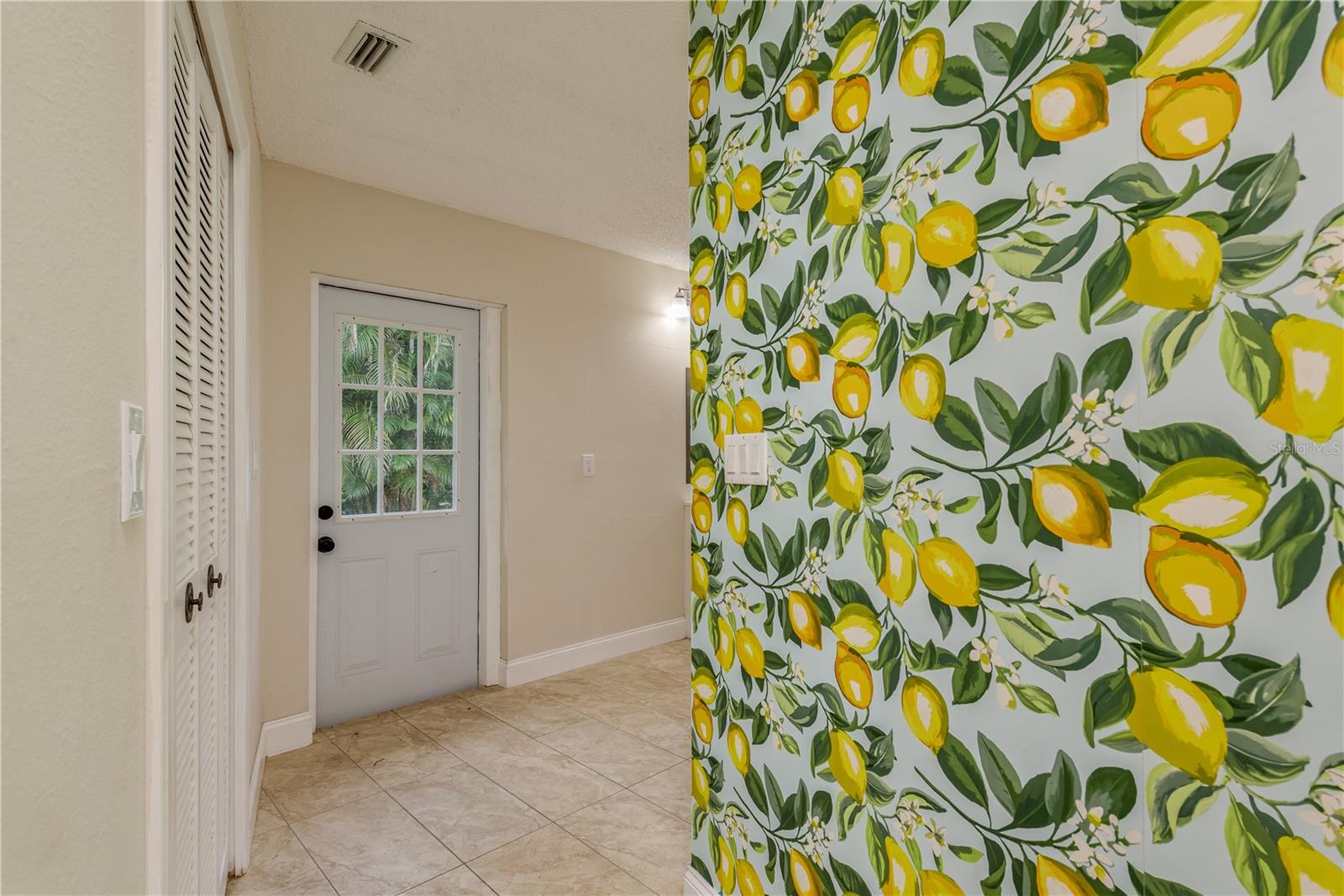 Image 24 of 35 For 1690 Curlew Road
