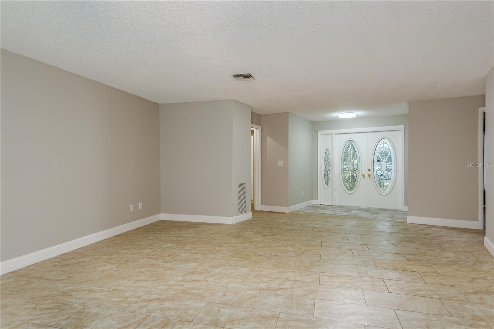 Image 8 of 35 For 1690 Curlew Road