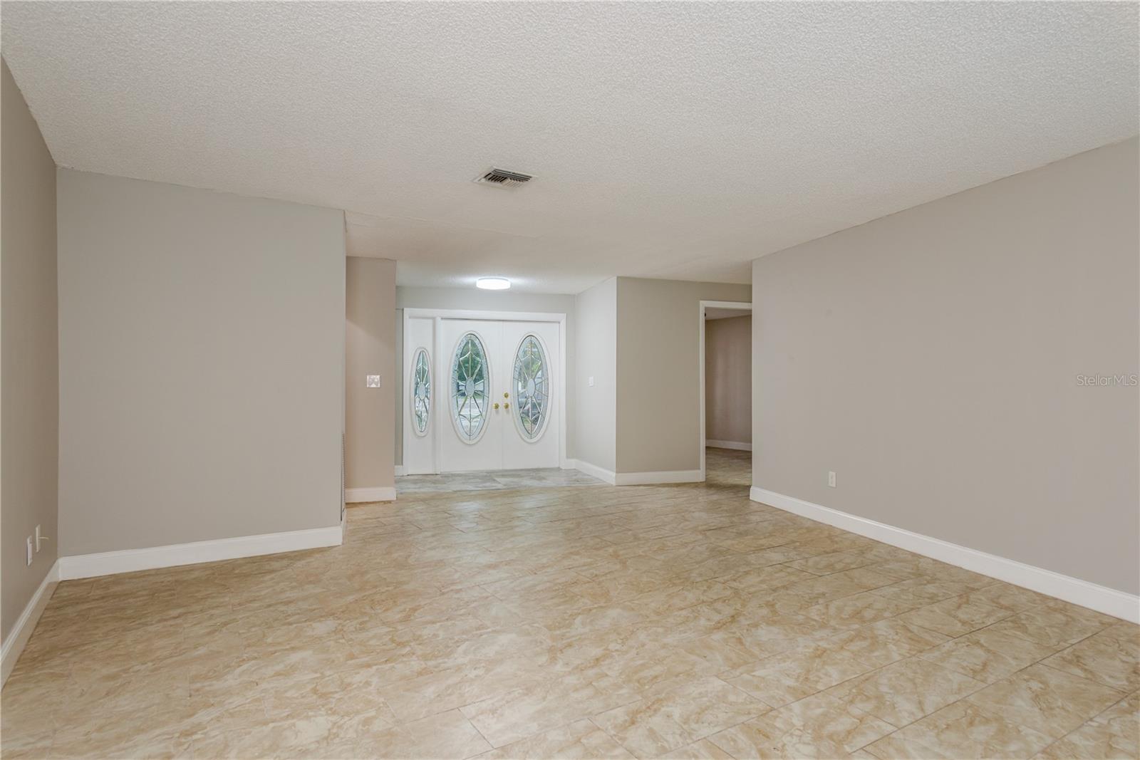 Image 9 of 35 For 1690 Curlew Road