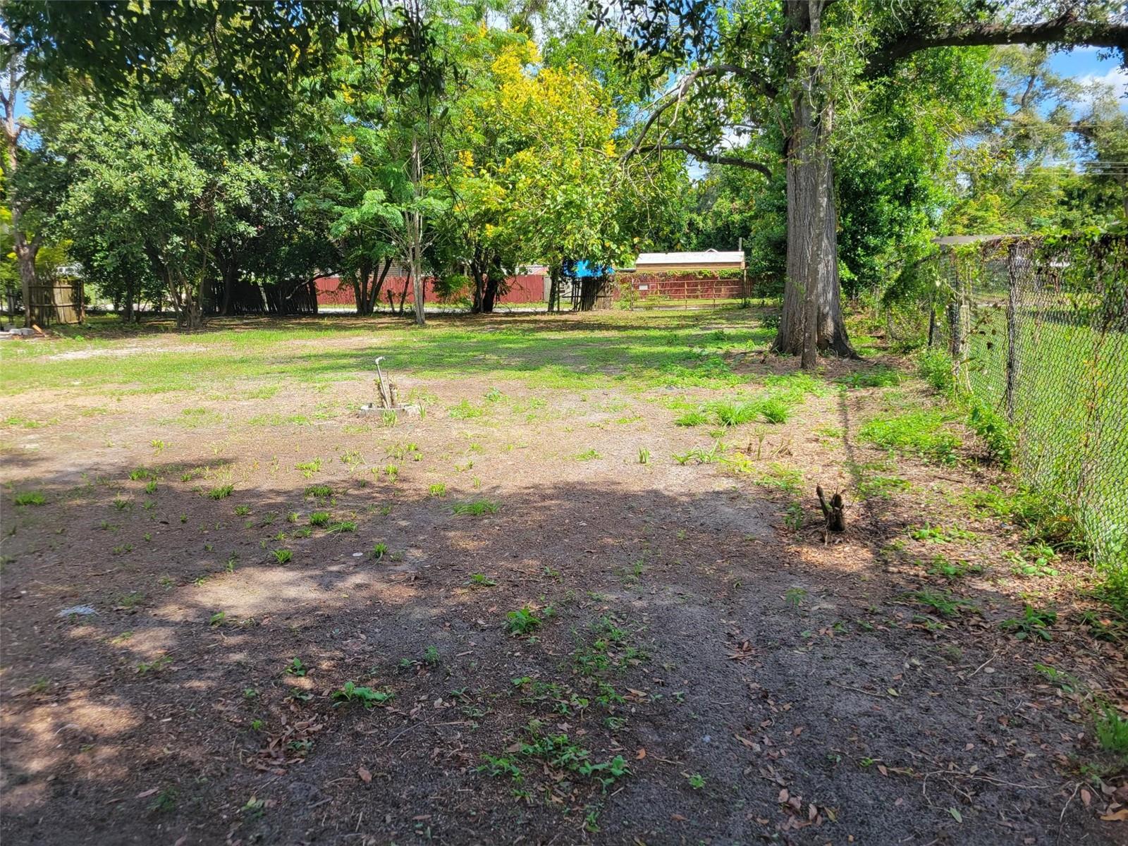 Image 45 of 55 For 38606 Calumet Avenue