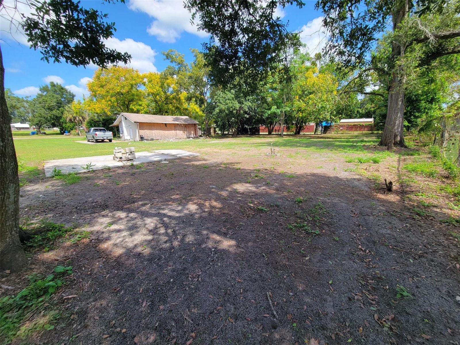 Image 46 of 55 For 38606 Calumet Avenue