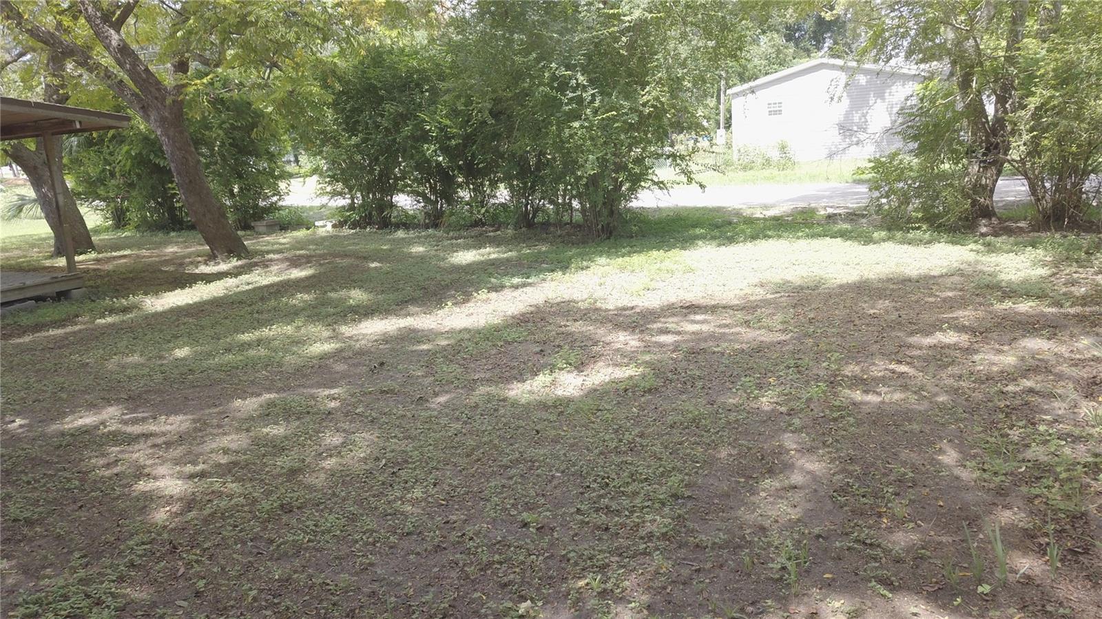 Image 6 of 55 For 38606 Calumet Avenue