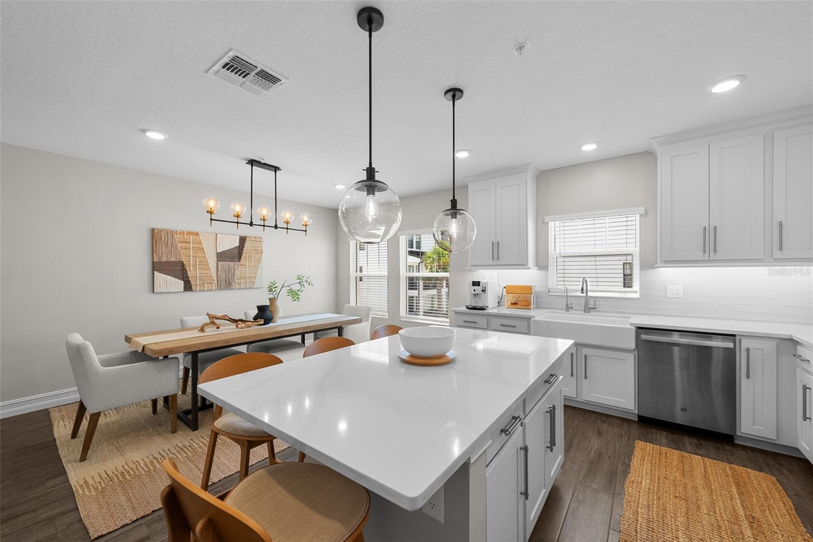 Image 16 of 82 For 5351 Bridge Street 83