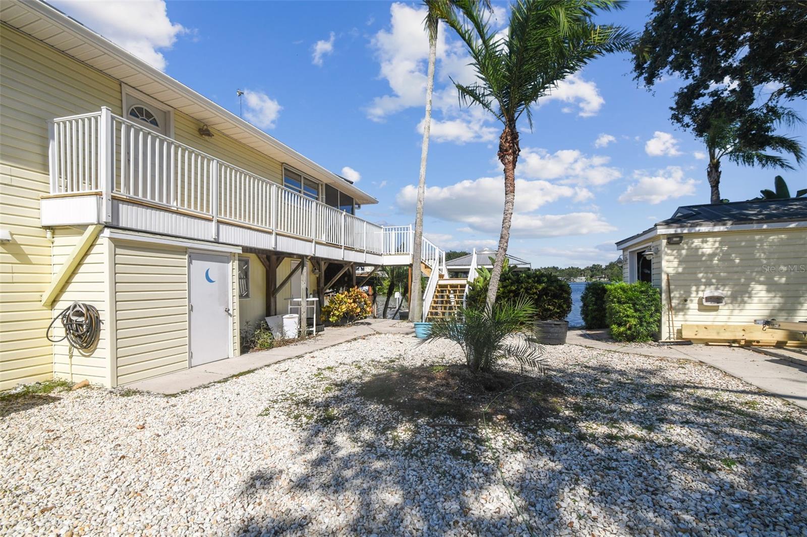Image 30 of 65 For 9914 Alavista Drive