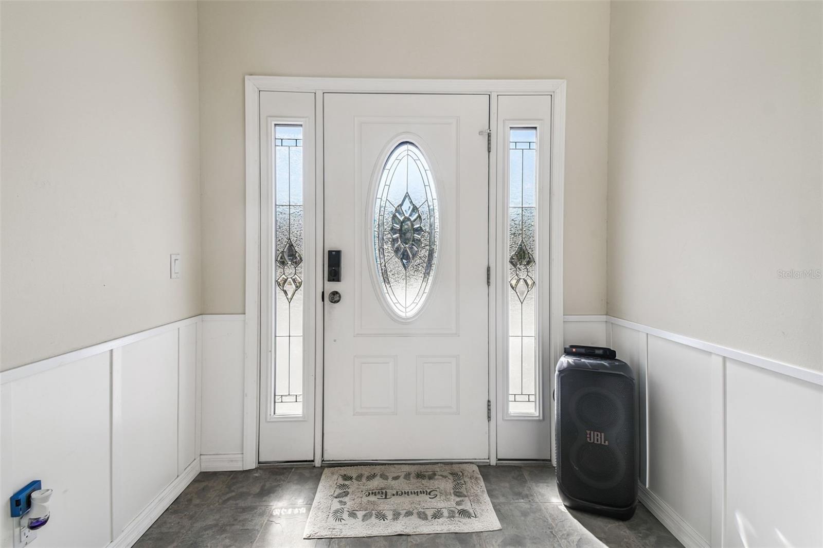Image 7 of 65 For 9914 Alavista Drive
