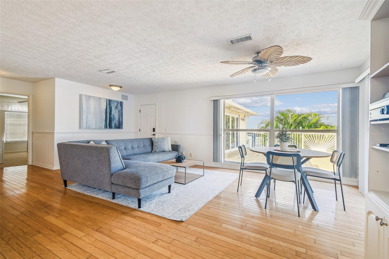 Image 9 of 65 For 9914 Alavista Drive