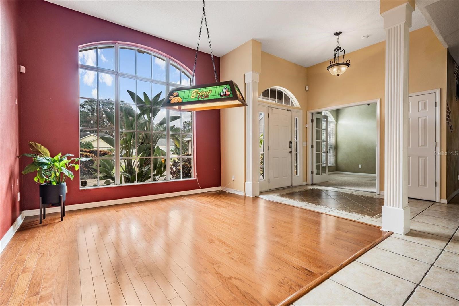 Listing photo id 15 for 22519 Southshore Drive