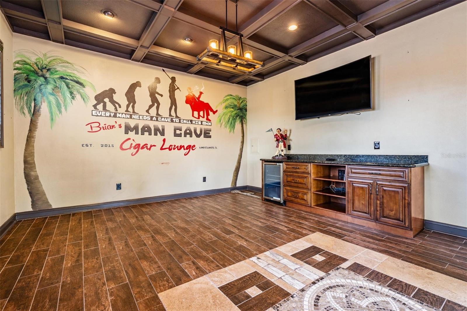 Listing photo id 46 for 22519 Southshore Drive
