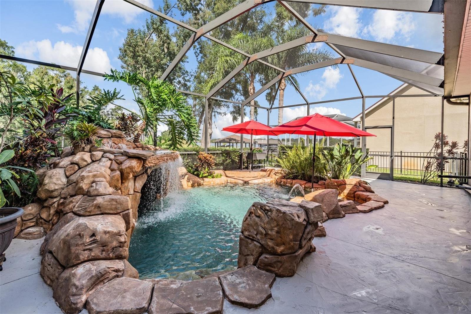 Listing photo id 51 for 22519 Southshore Drive