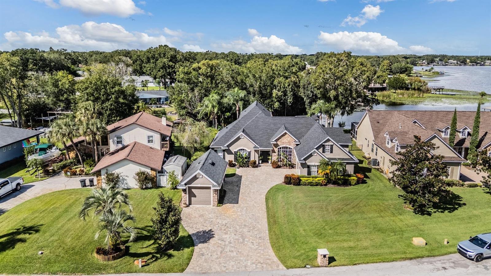 Listing photo id 54 for 22519 Southshore Drive