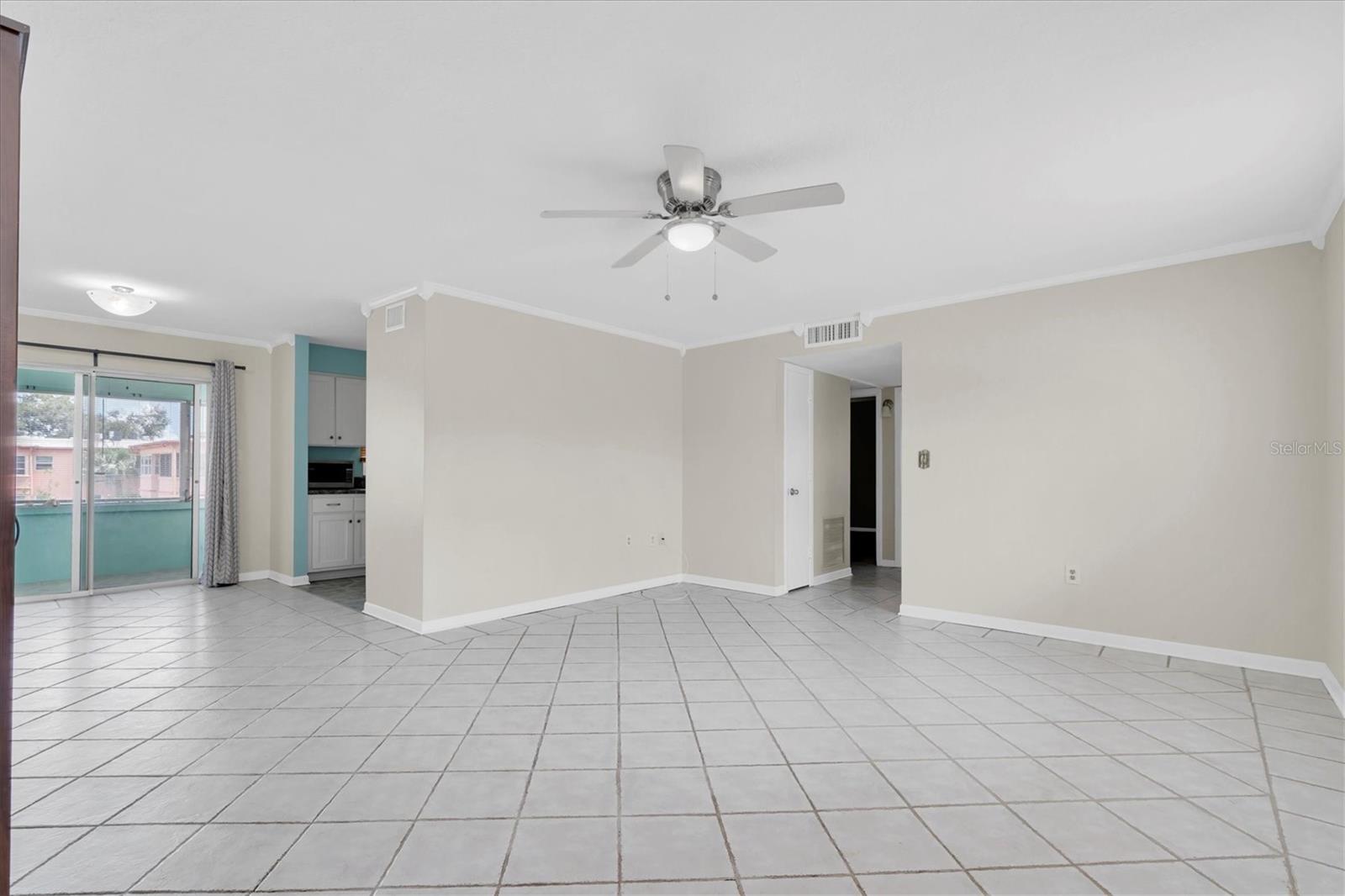 Image 10 of 36 For 1150 Rue Des Reines  2b