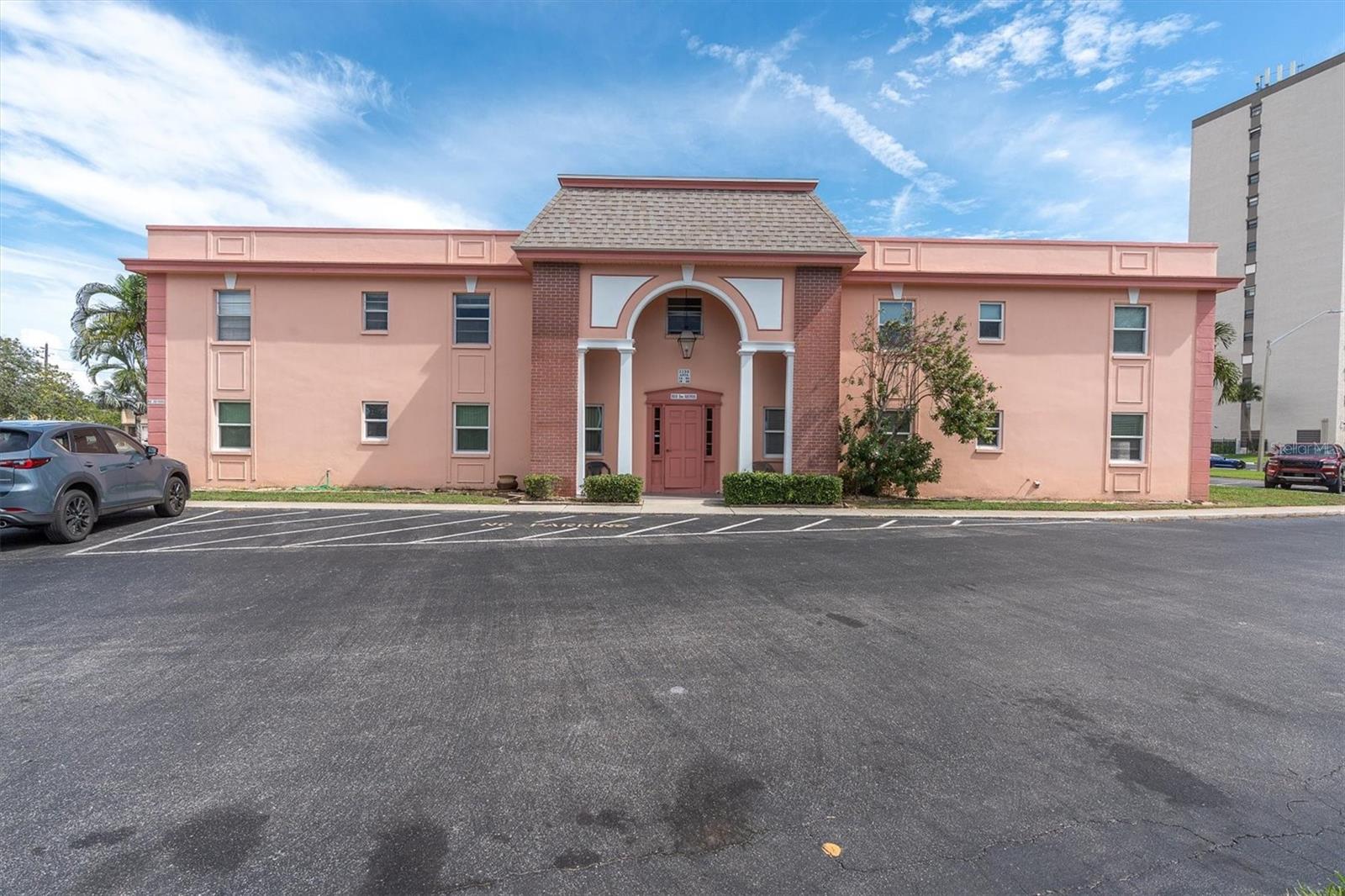 Image 38 of 39 For 1150 Rue Des Reines 2b