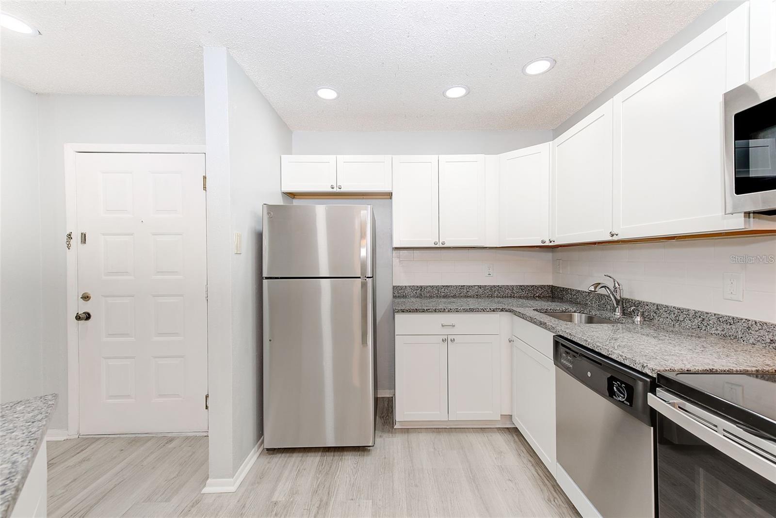 Image 15 of 48 For 3259 Fox Chase Circle N 106