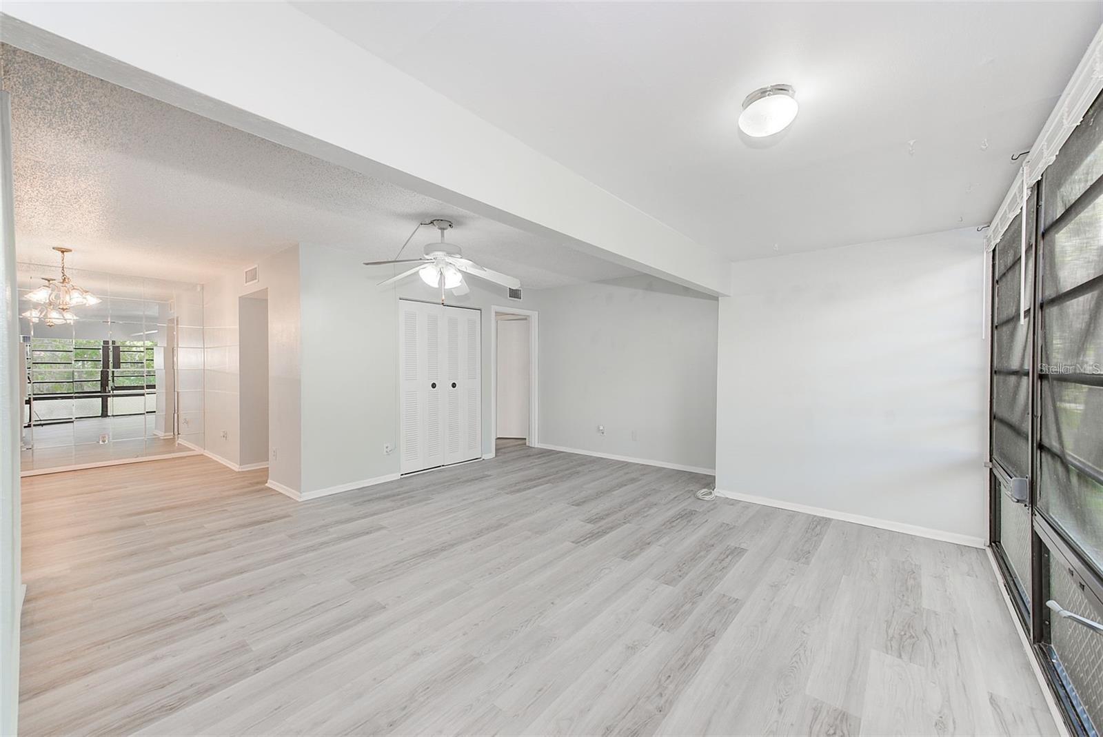Image 16 of 48 For 3259 Fox Chase Circle N 106