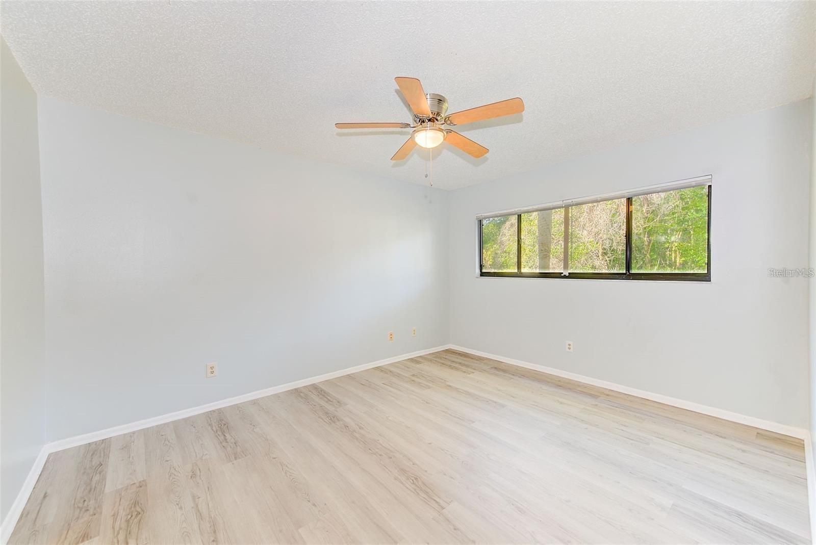 Image 22 of 48 For 3259 Fox Chase Circle N 106