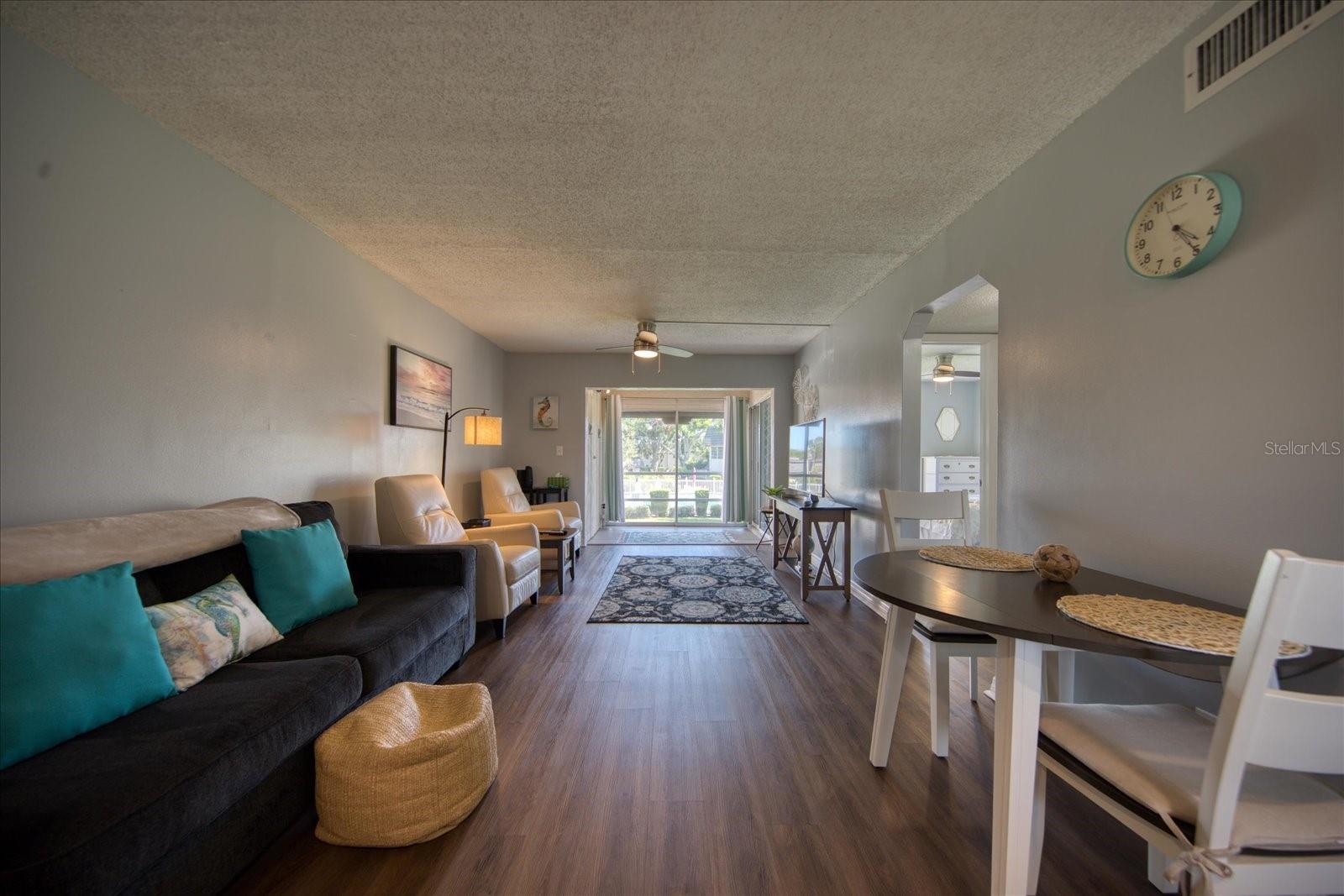 Image 4 of 20 For 712 Cordova Green 712