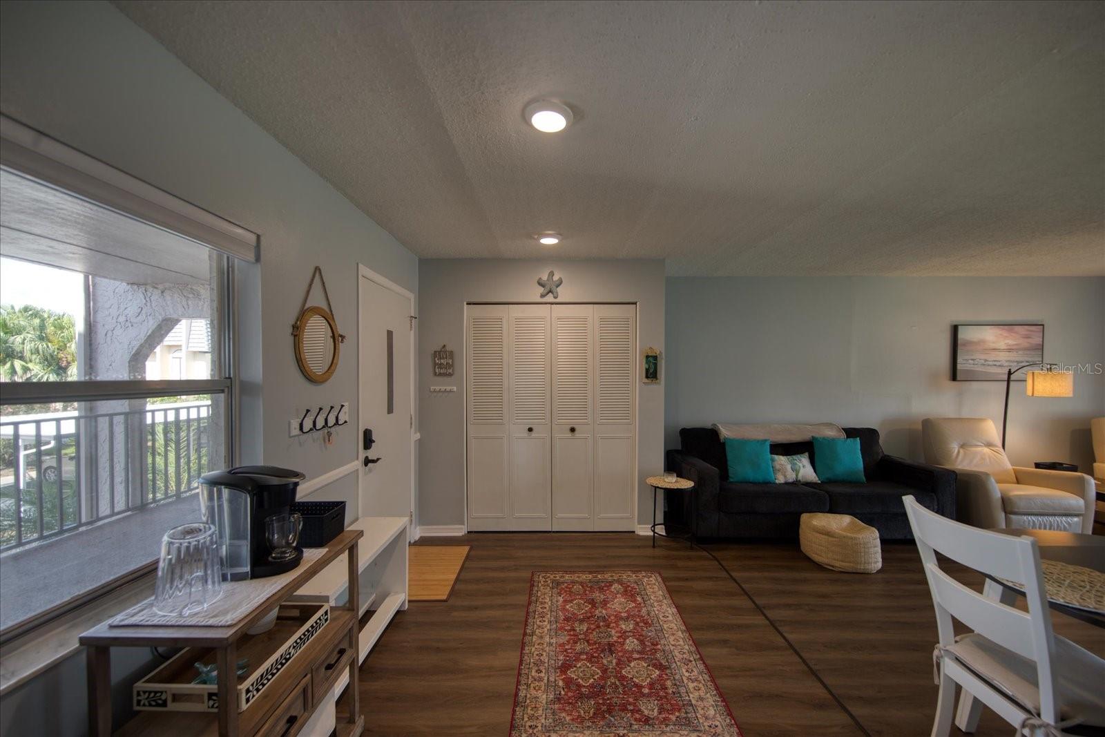 Image 9 of 20 For 712 Cordova Green 712