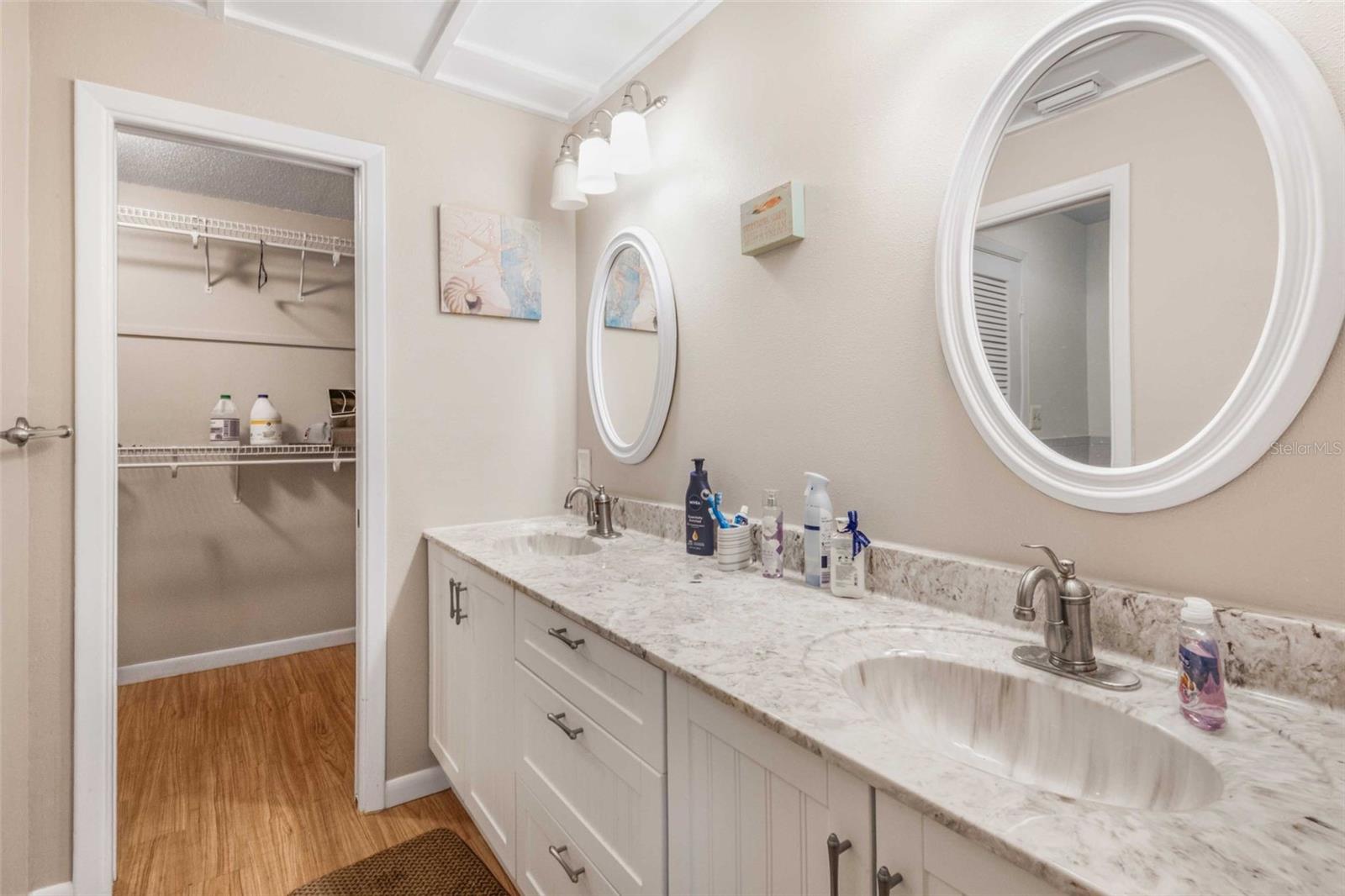 Image 37 of 45 For 11316 Bayshore Drive 57