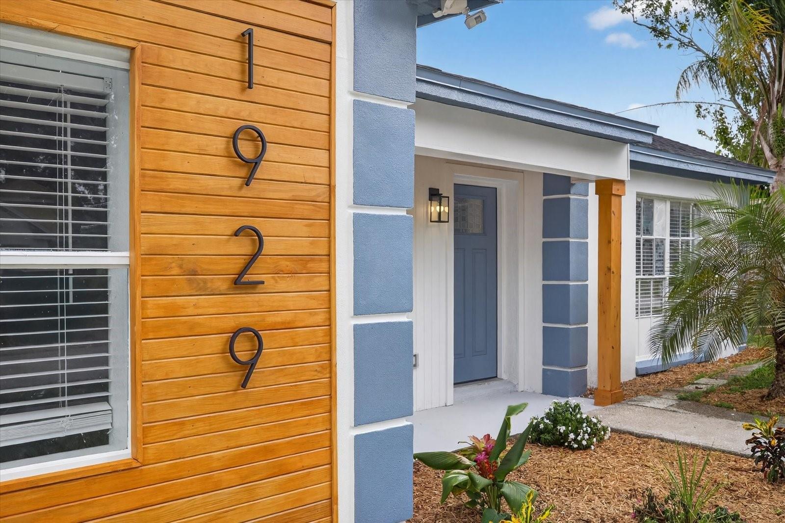 Image 4 of 48 For 1929 Crown Park Drive