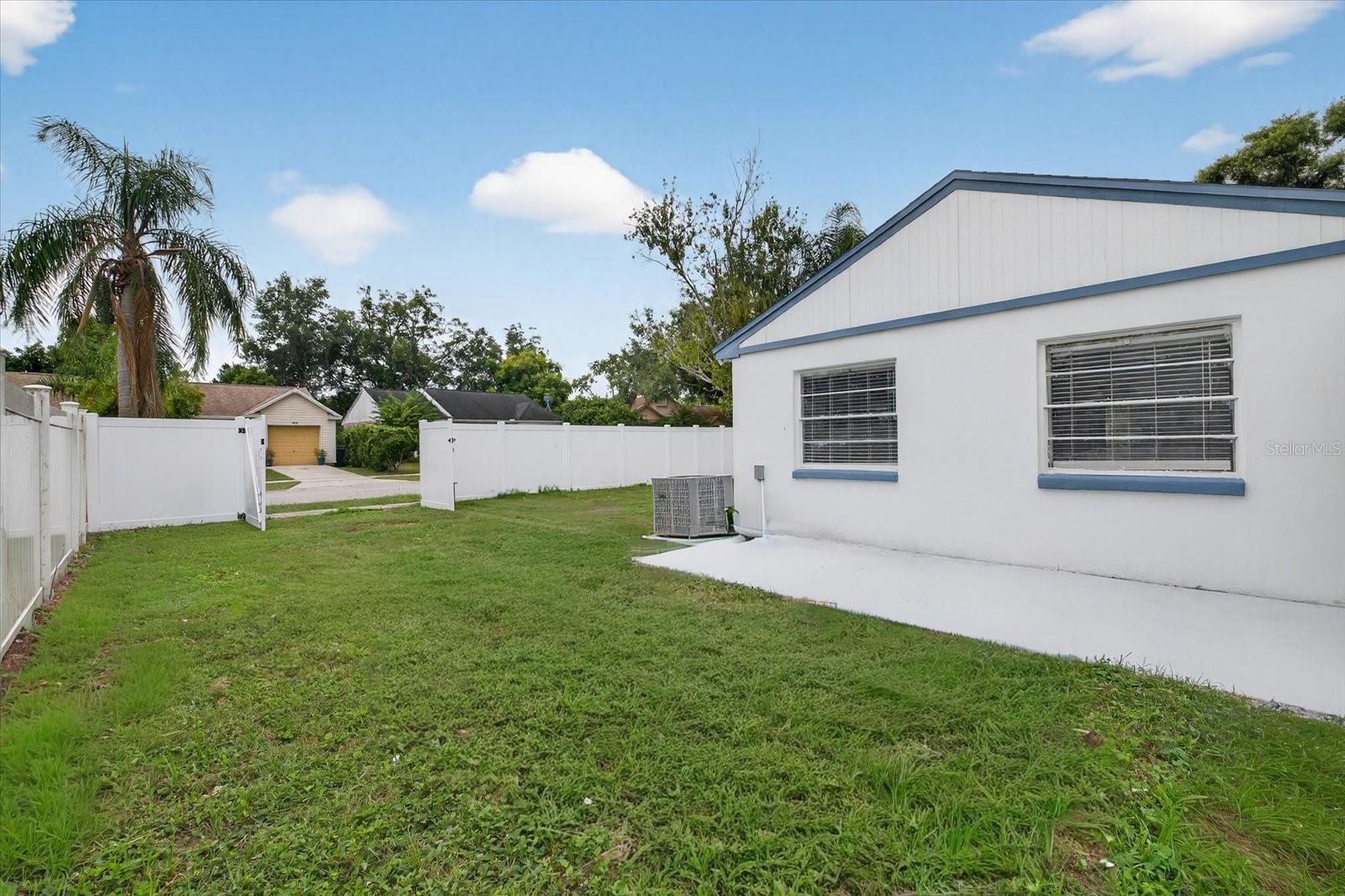 Image 40 of 48 For 1929 Crown Park Drive