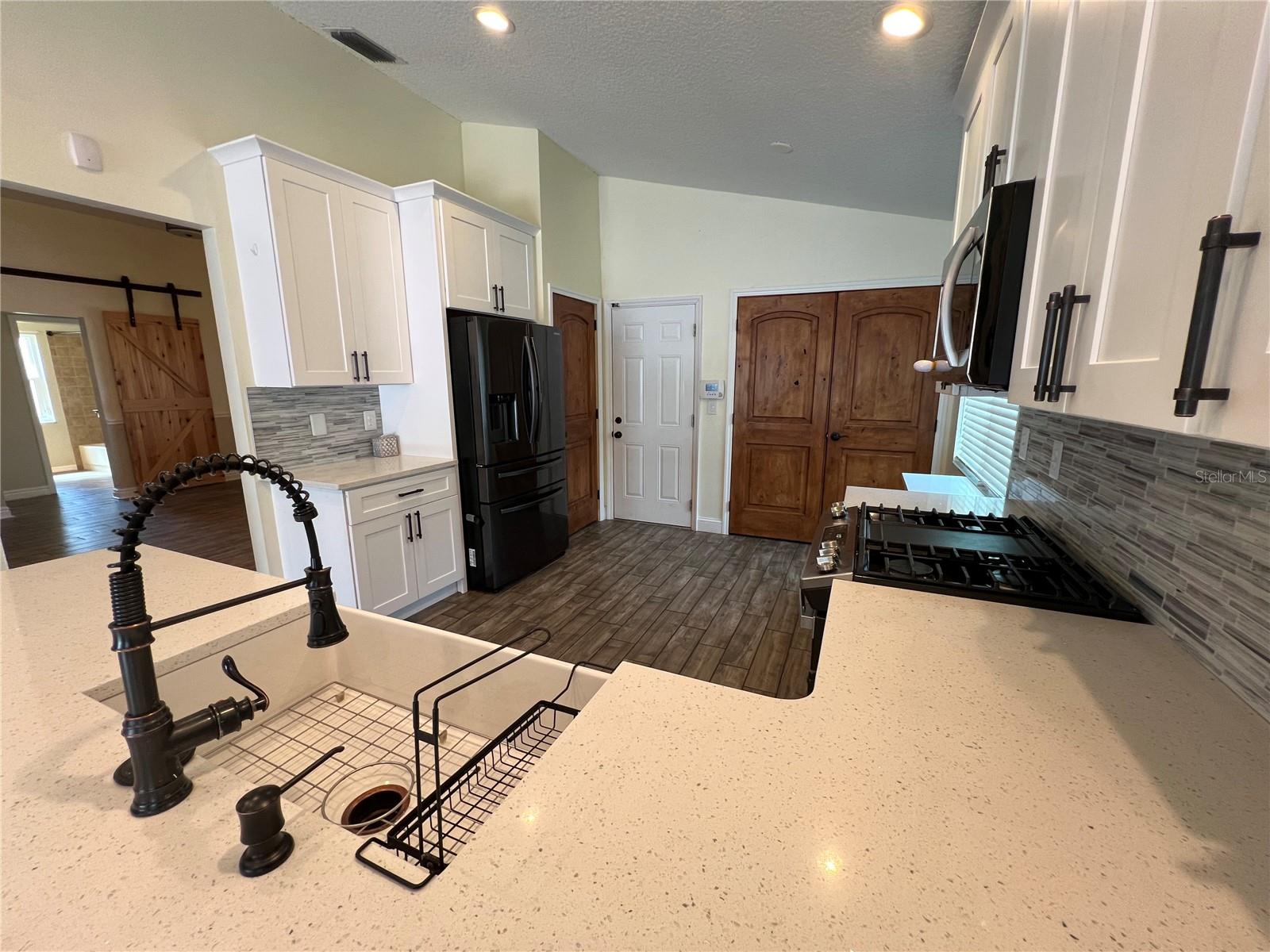 Image 15 of 39 For 8509 Bella Way