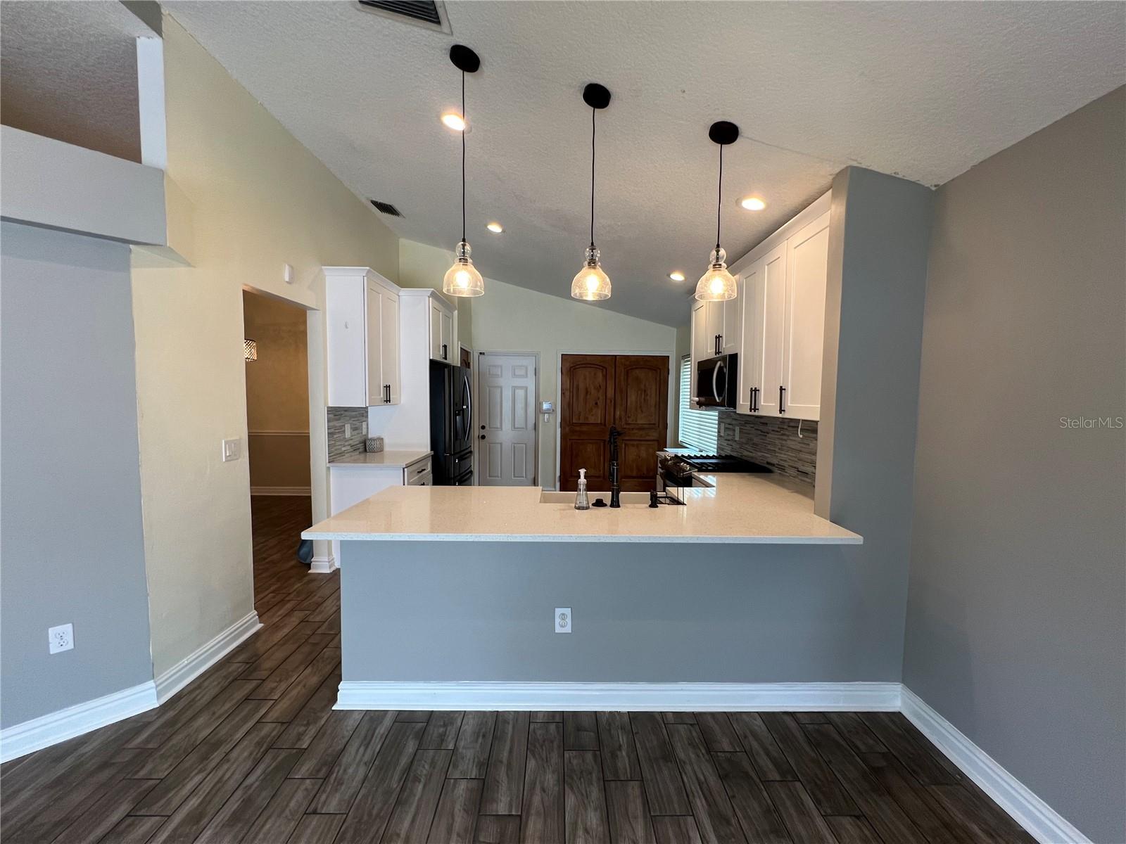 Image 17 of 39 For 8509 Bella Way