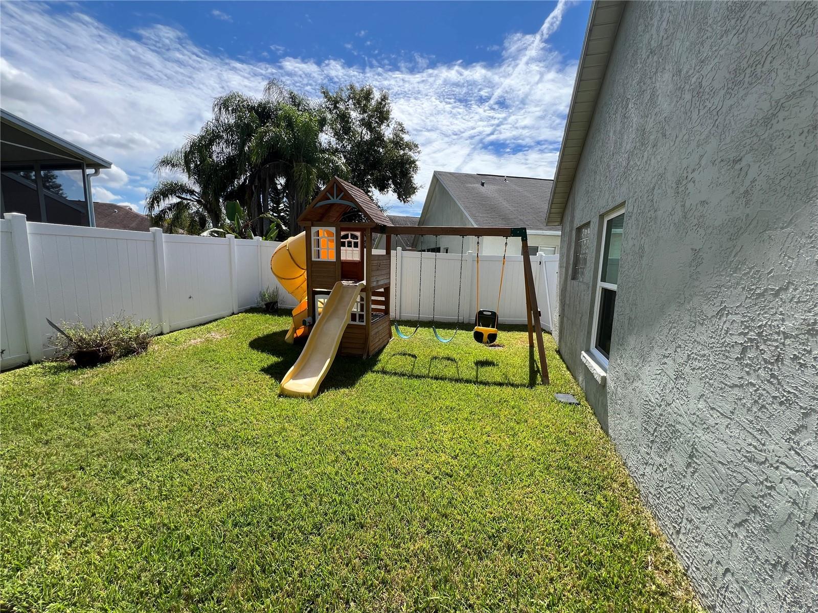 Image 33 of 39 For 8509 Bella Way