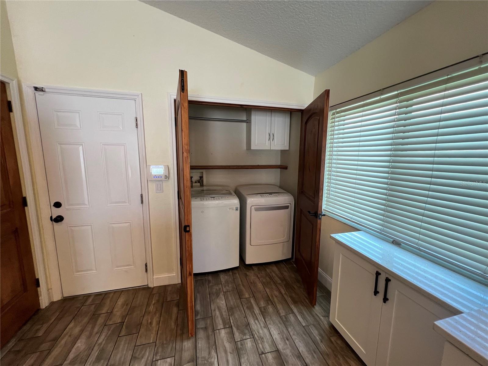 Image 8 of 39 For 8509 Bella Way