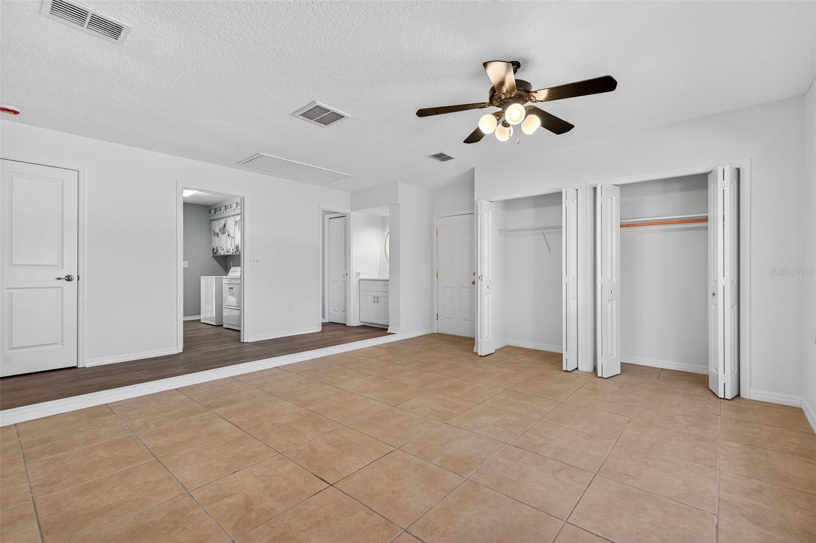Image 33 of 99 For 3364 Oleander Drive