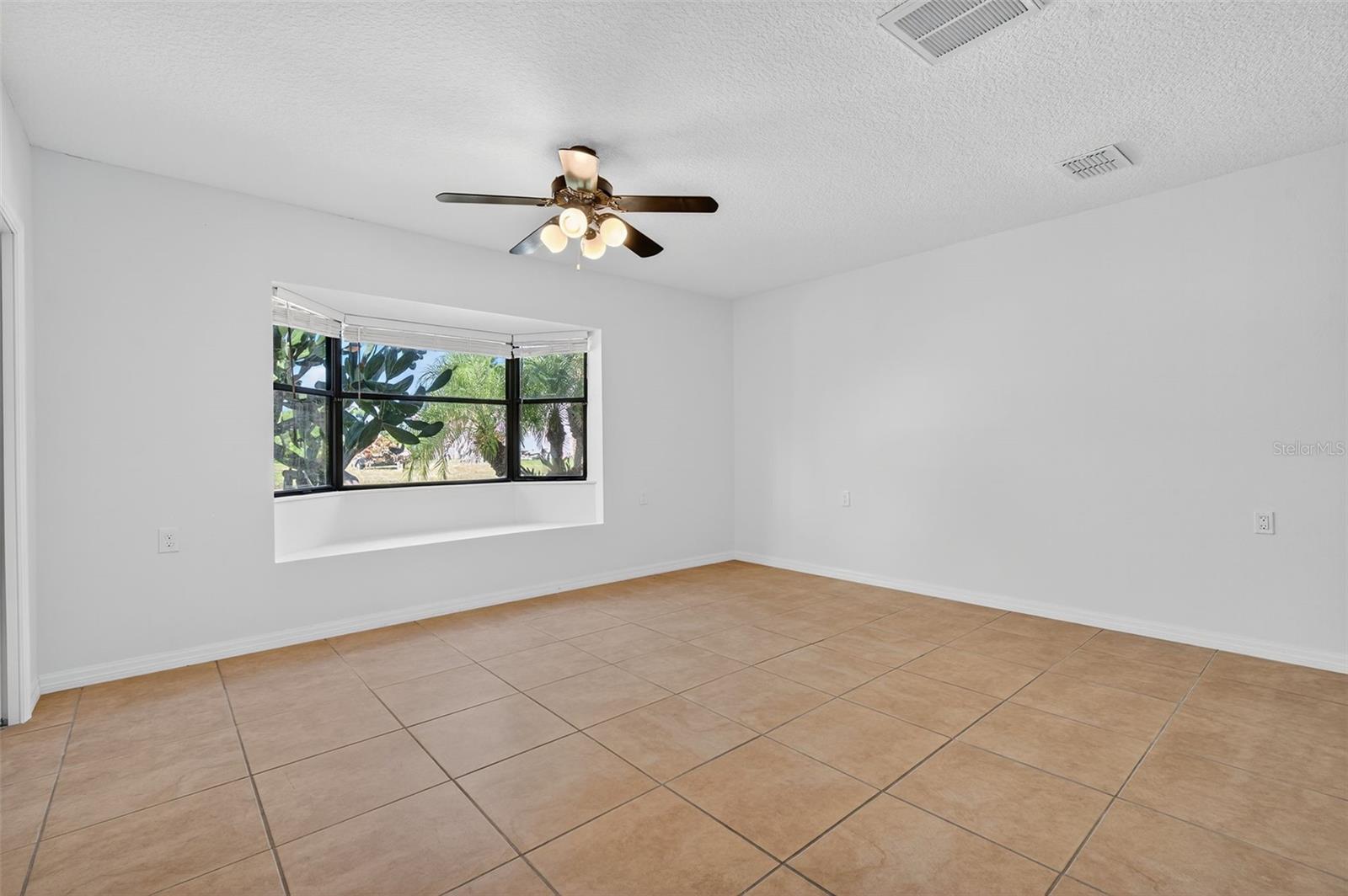 Image 35 of 99 For 3364 Oleander Drive