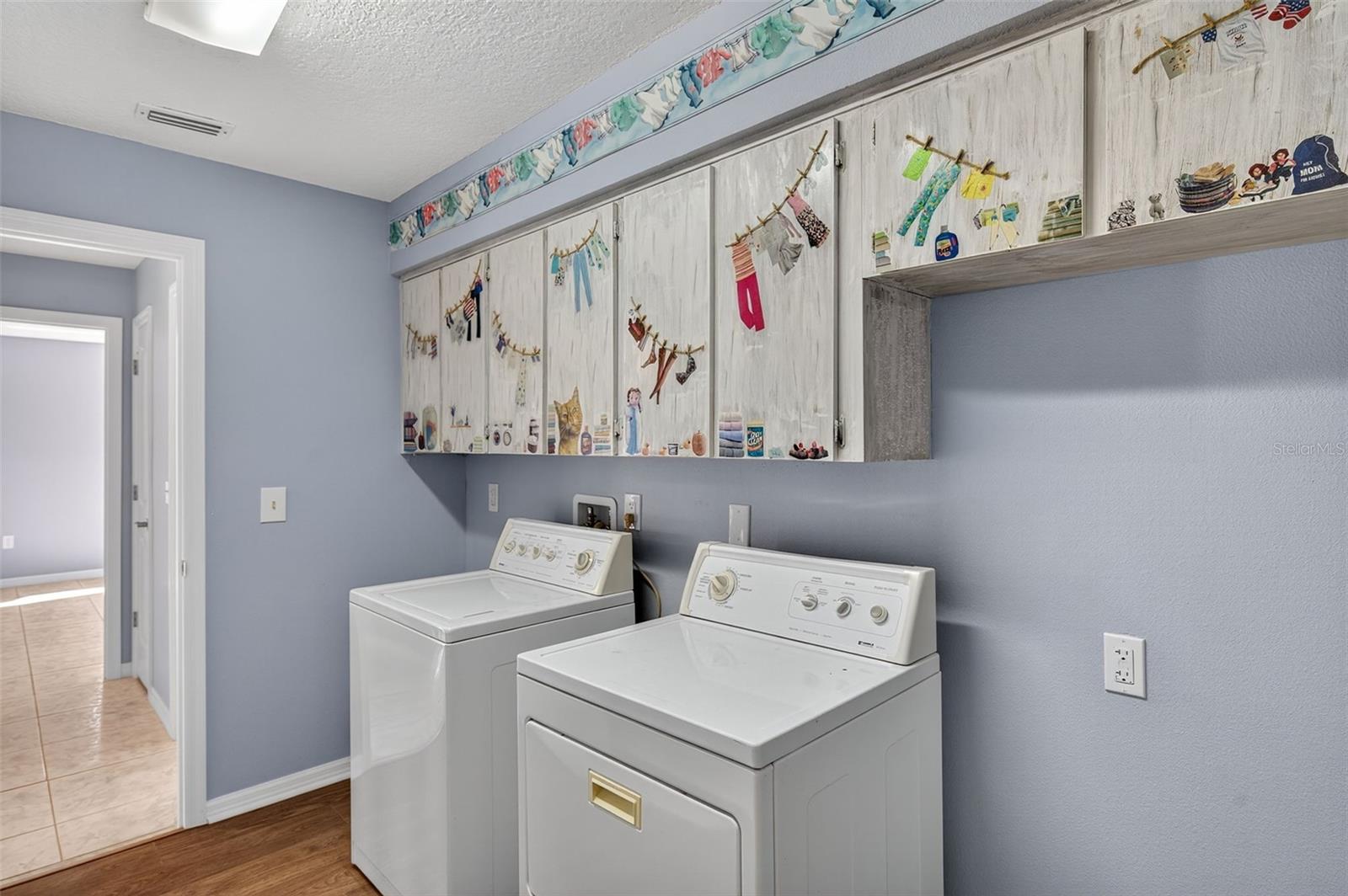 Image 38 of 99 For 3364 Oleander Drive