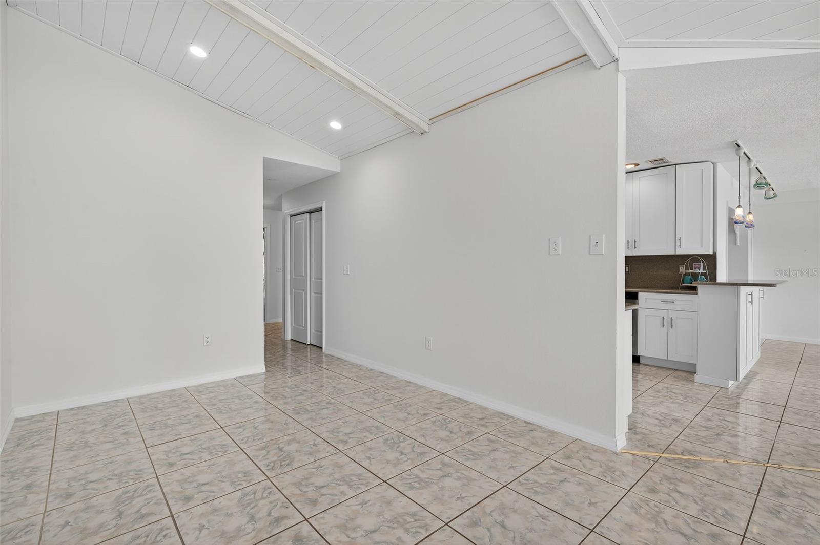 Image 46 of 99 For 3364 Oleander Drive
