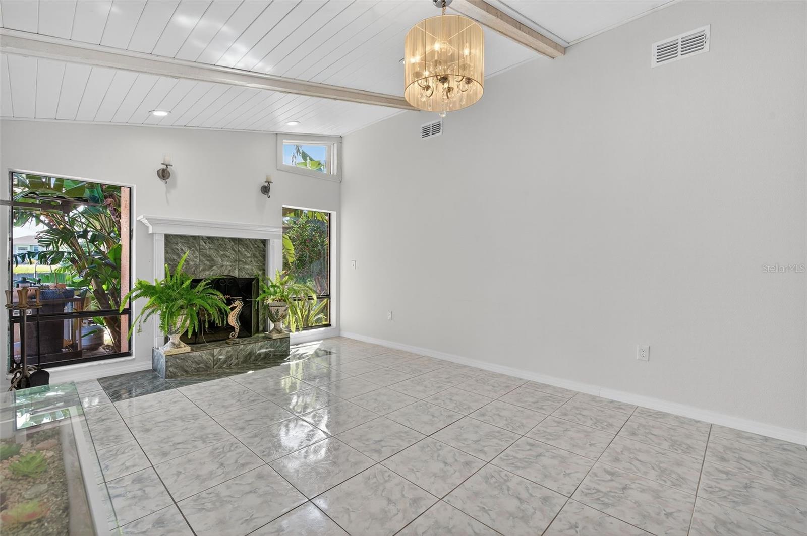 Image 48 of 99 For 3364 Oleander Drive