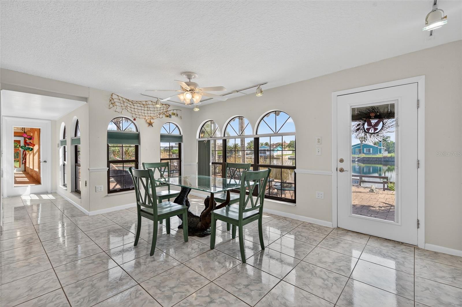 Image 52 of 99 For 3364 Oleander Drive