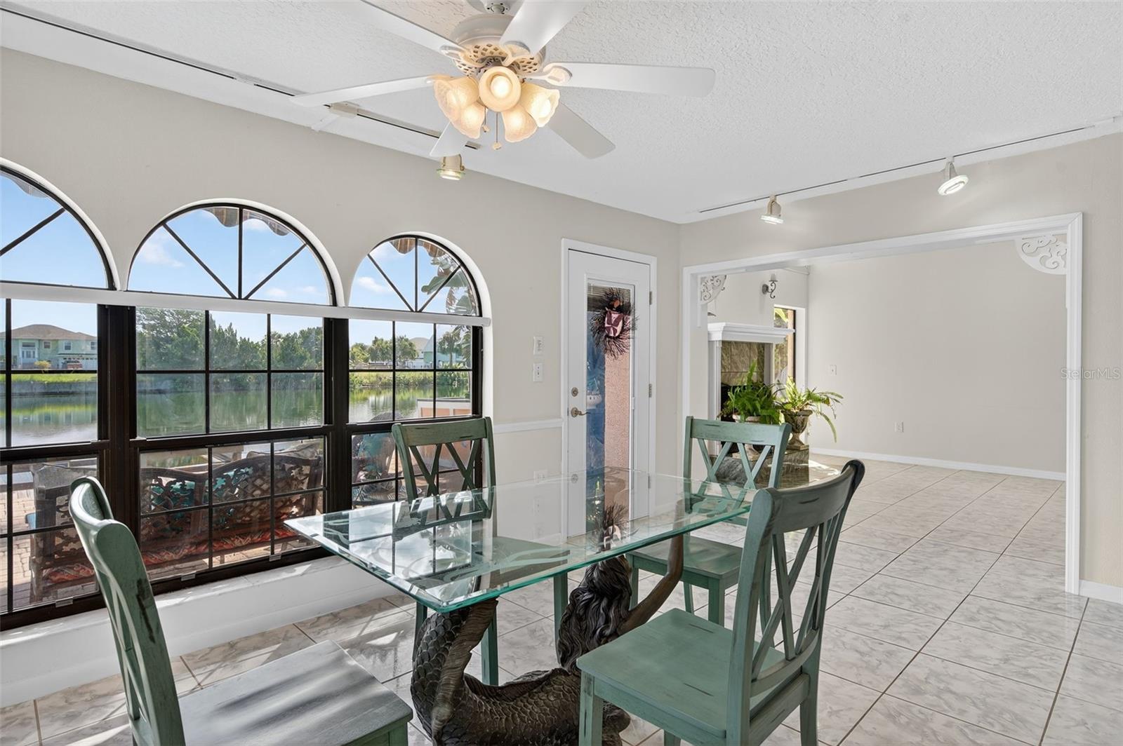 Image 53 of 99 For 3364 Oleander Drive