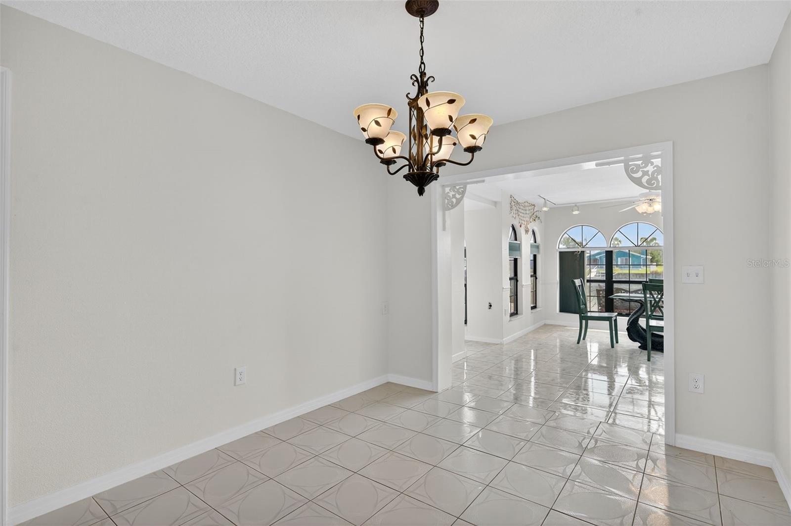 Image 64 of 99 For 3364 Oleander Drive