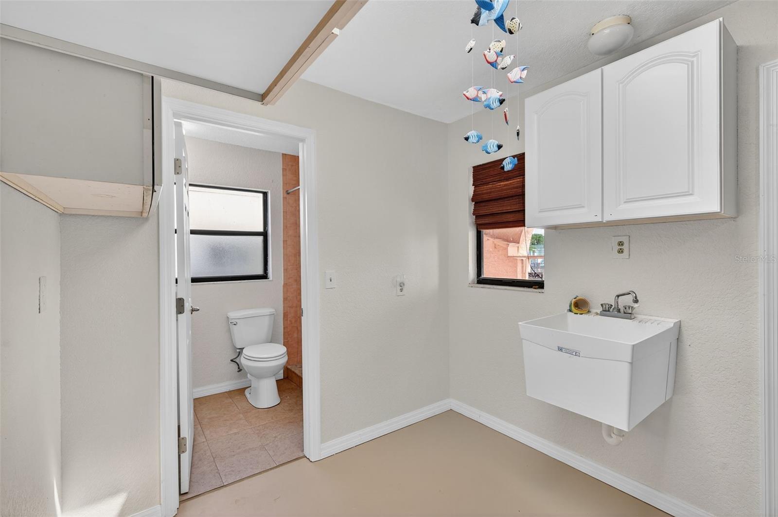 Image 81 of 99 For 3364 Oleander Drive