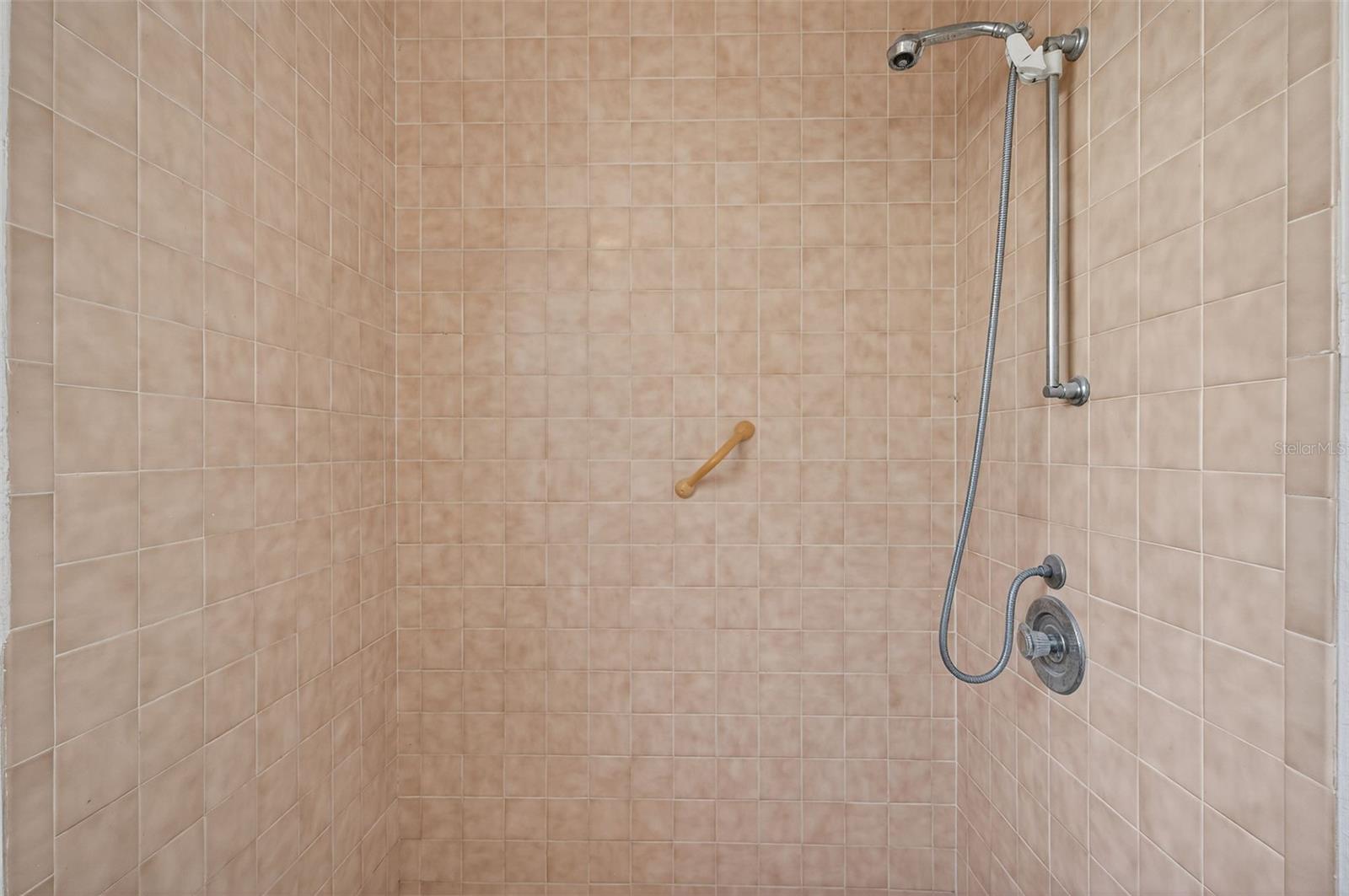 Image 84 of 99 For 3364 Oleander Drive