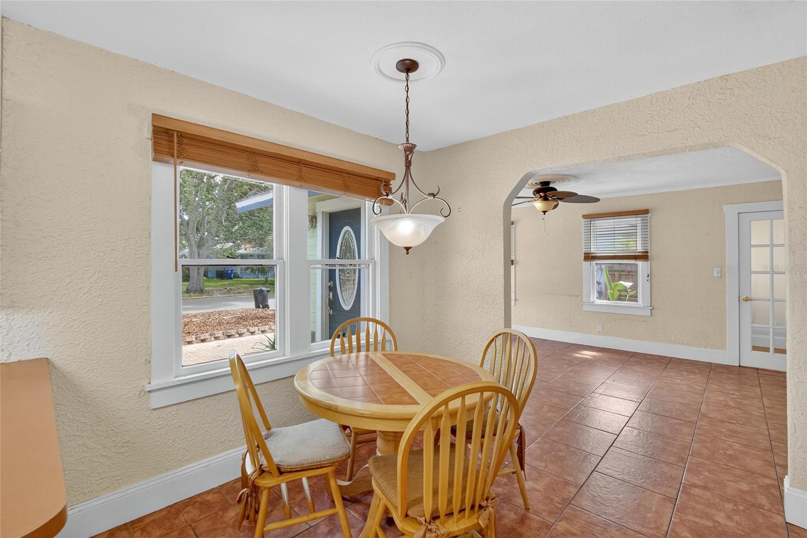 Image 23 of 84 For 1034 27th Street N