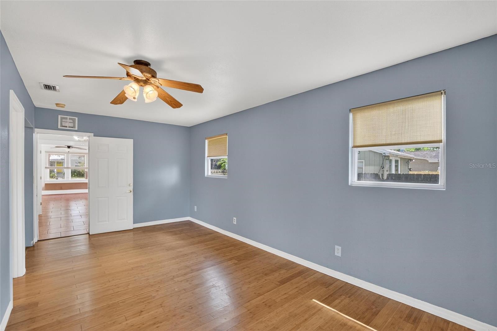 Image 29 of 84 For 1034 27th Street N