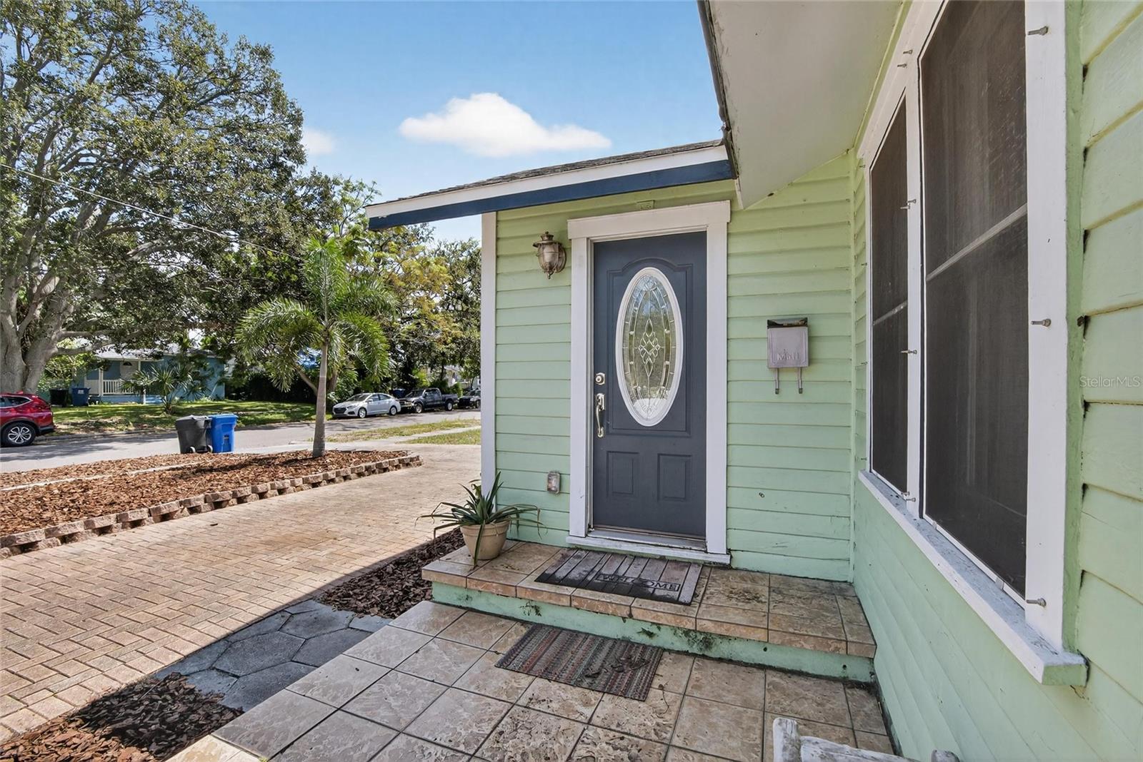 Image 3 of 84 For 1034 27th Street N
