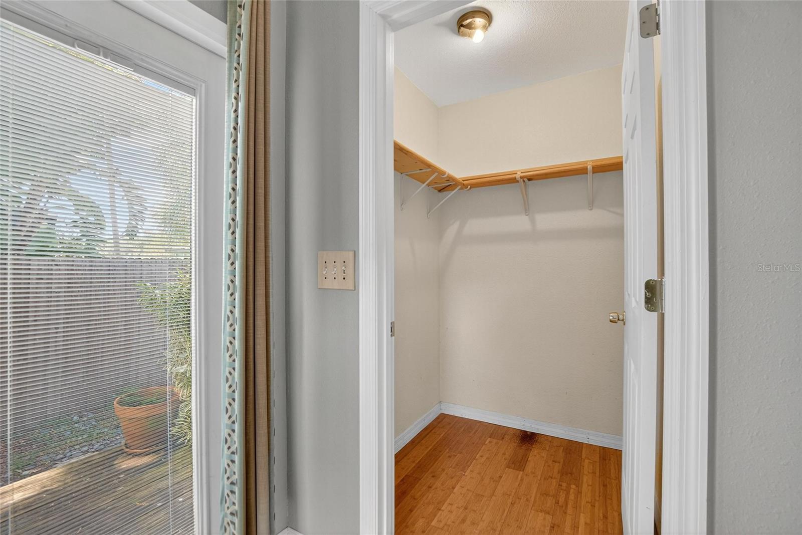 Image 32 of 84 For 1034 27th Street N