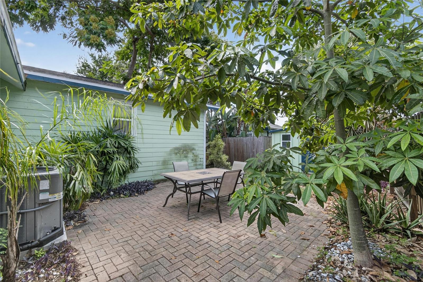 Image 42 of 84 For 1034 27th Street N
