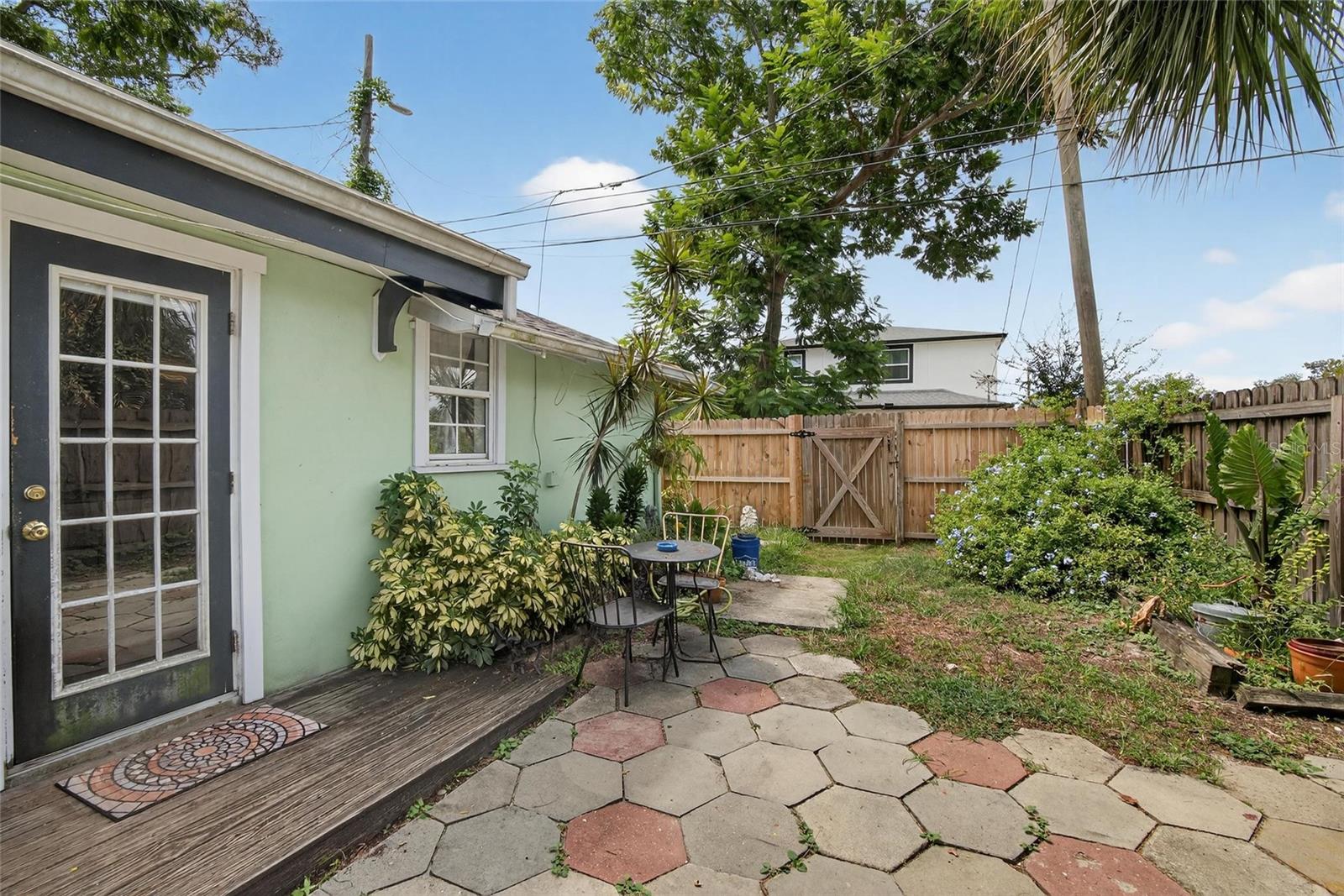 Image 46 of 84 For 1034 27th Street N