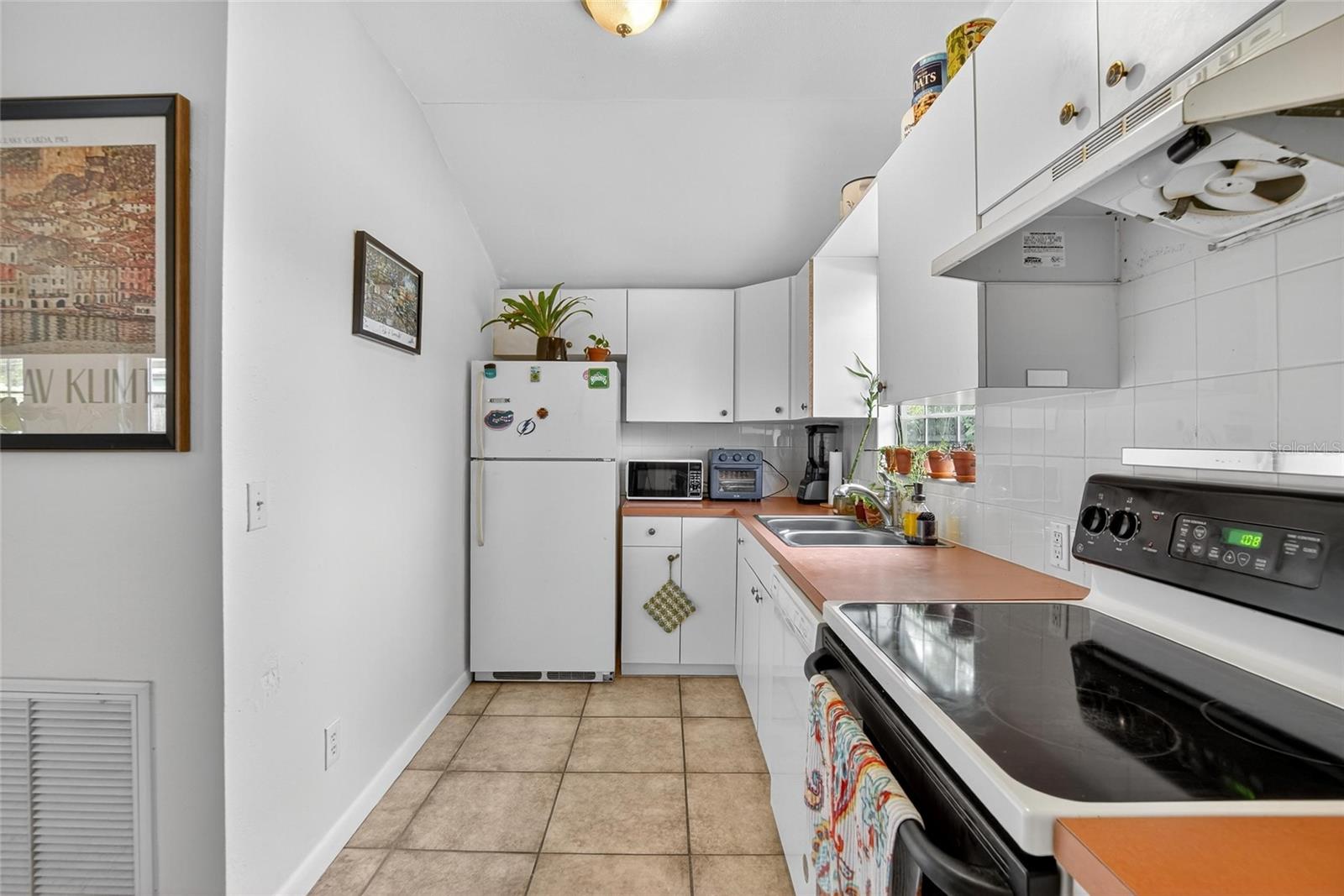 Image 49 of 84 For 1034 27th Street N