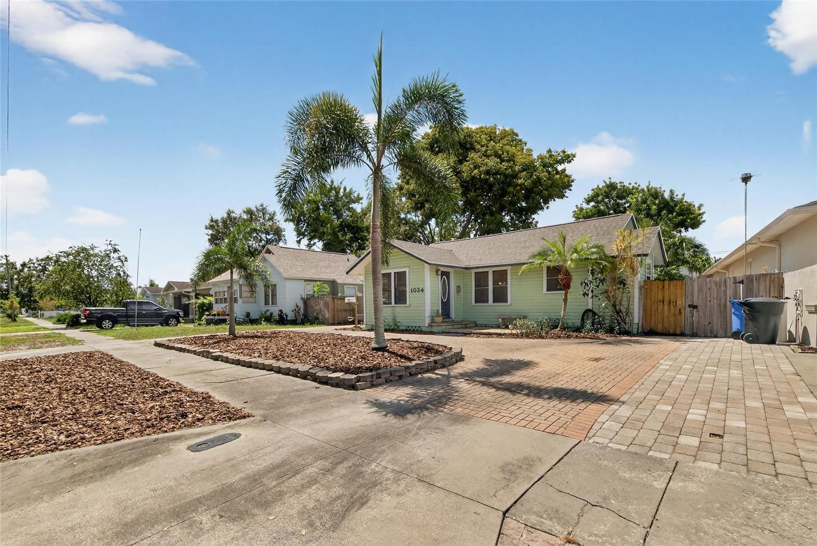 Image 69 of 84 For 1034 27th Street N