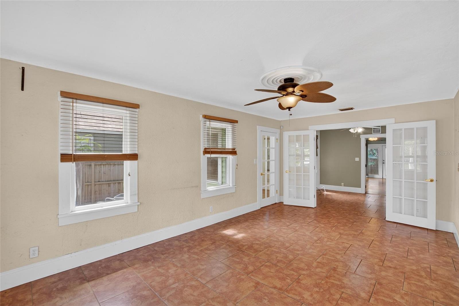 Image 8 of 84 For 1034 27th Street N